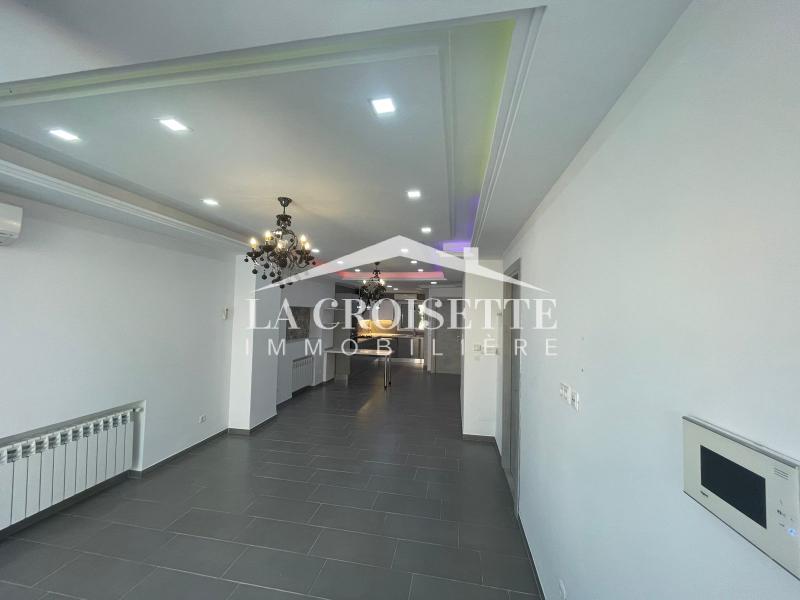 Appartement S+2 avec jardin et piscine à Gammarth